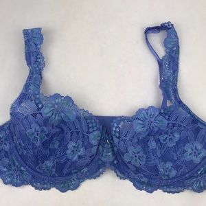 Victoria’s Secret blue lace wire bra size 36D